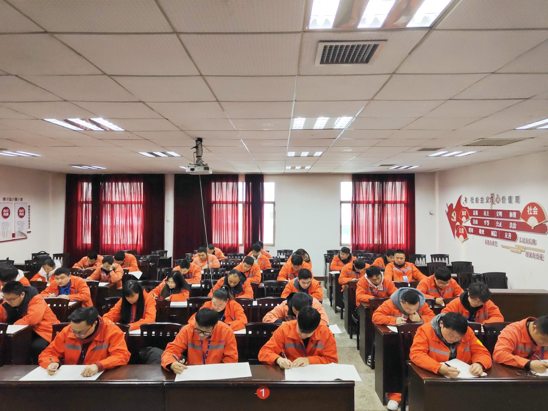 1766126008764906.jpg 1766126008764906.jpg